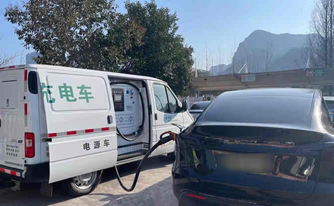 睢阳区汽车搭电